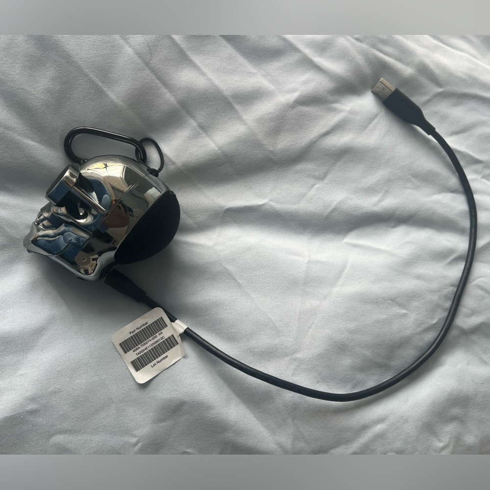 Silver Skull Mini Bluetooth Speaker with USB